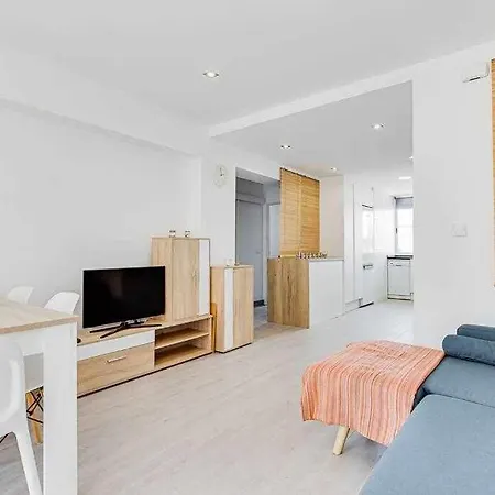 Rentalsbcn Apt Coronas 2 *